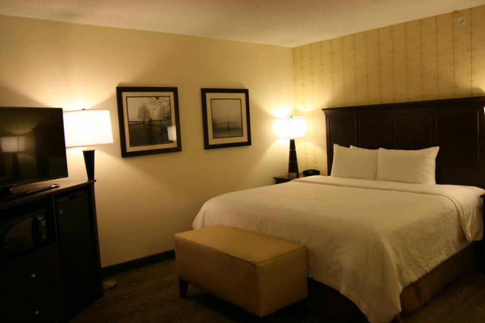 Hampton Inn Доувър Екстериор снимка